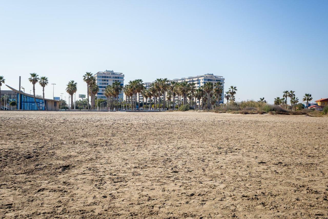 Patacona Beach Valencia Valência Exterior foto