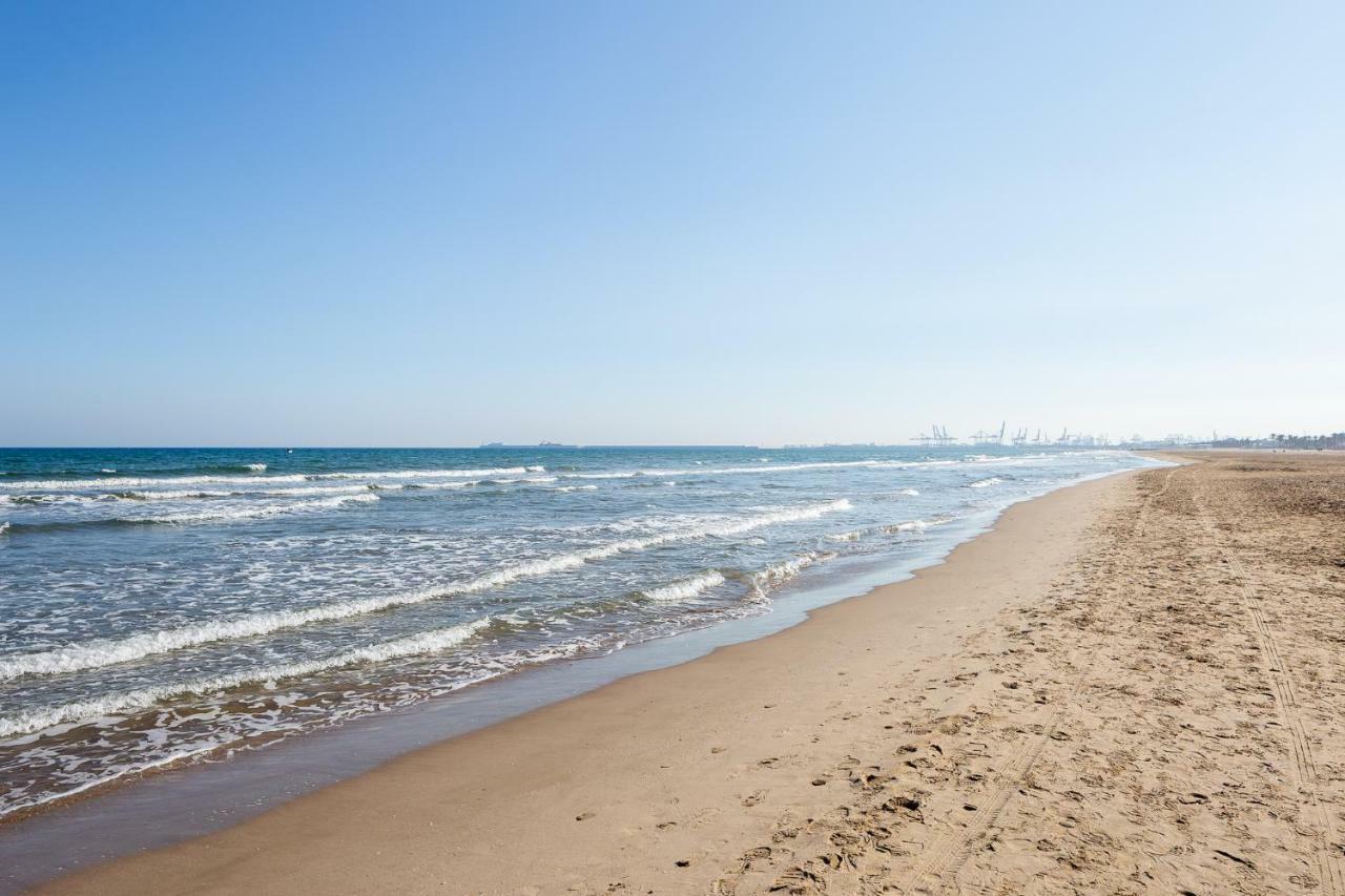 Patacona Beach Valencia Valência Exterior foto